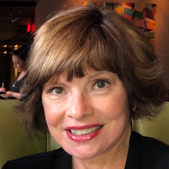 Meet your Posher, Cindy - Picture 1 of 1